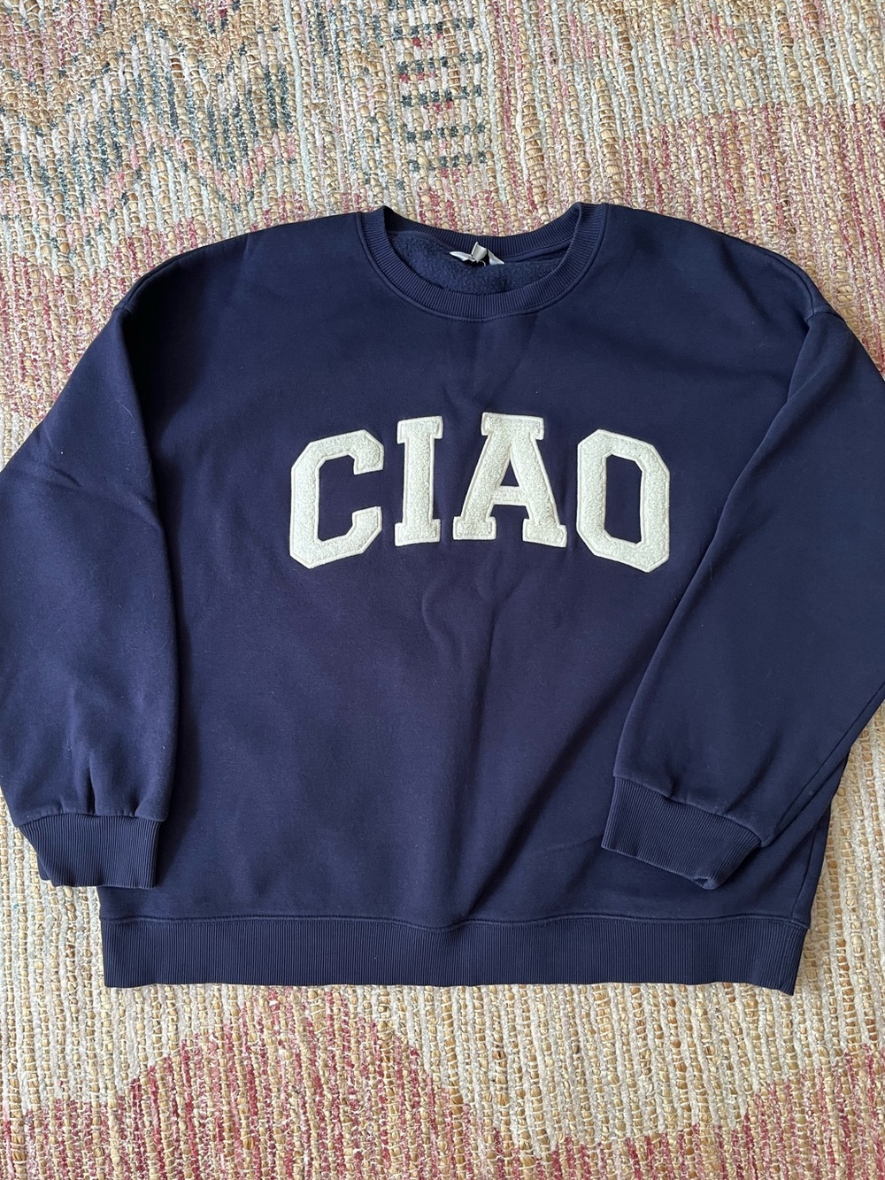 XXL Navy blue fleece lined Crewneck Sweatshirt with White 'CIAO' Applique